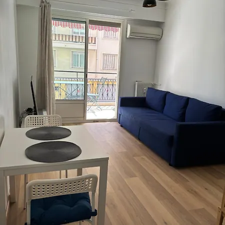 2 étoiles à Pour 4 Personnes Apartamento Menton